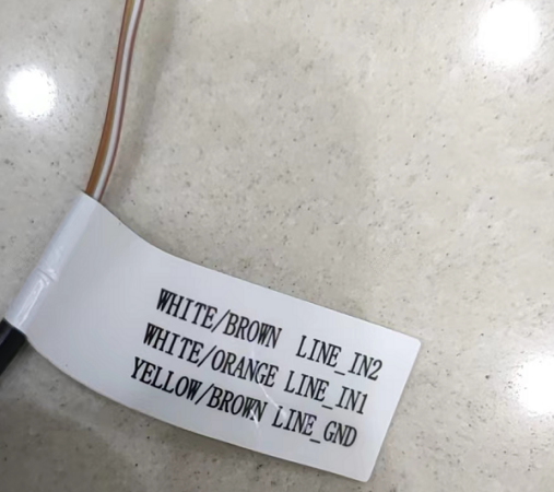 摄像机接拾音器方法